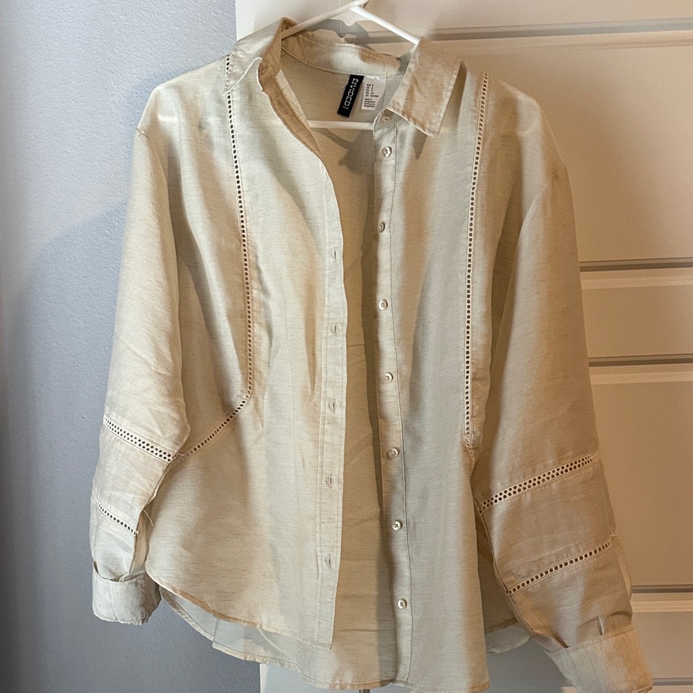 H&M Beige Button-Up Shirt